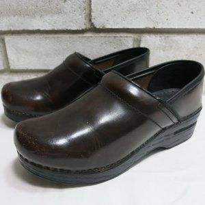 Dansko Polished Leather Dress Clogs Shoes Professional Women's Footwear Sz 37